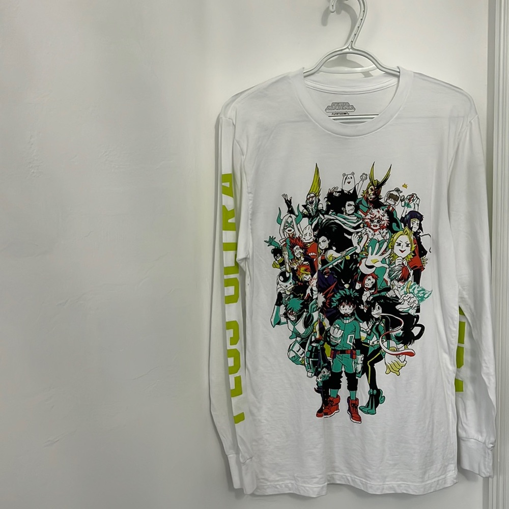 Anime shirt and sweatshirt anime shirt size small anime sweatshirt size large